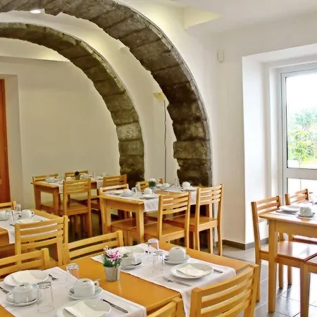 Arcanjo 2* לאגואה