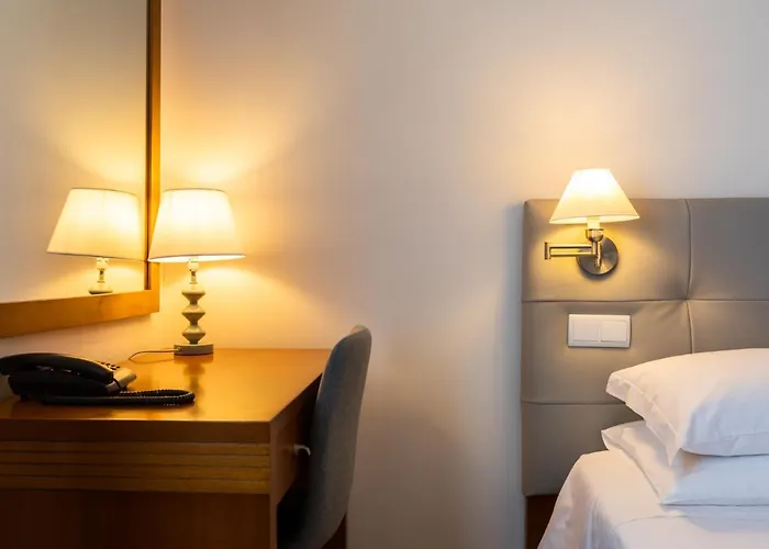 Hotel Arcanjo Lagoa (Azores)